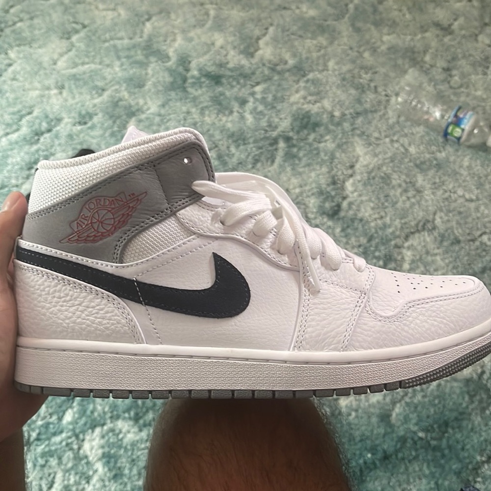 New Air Jordan 1 Mid Paris (never before worn)
